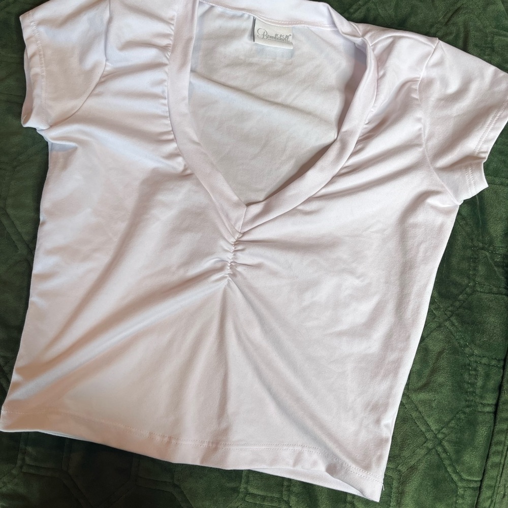 Bombshell fitness crop white medium